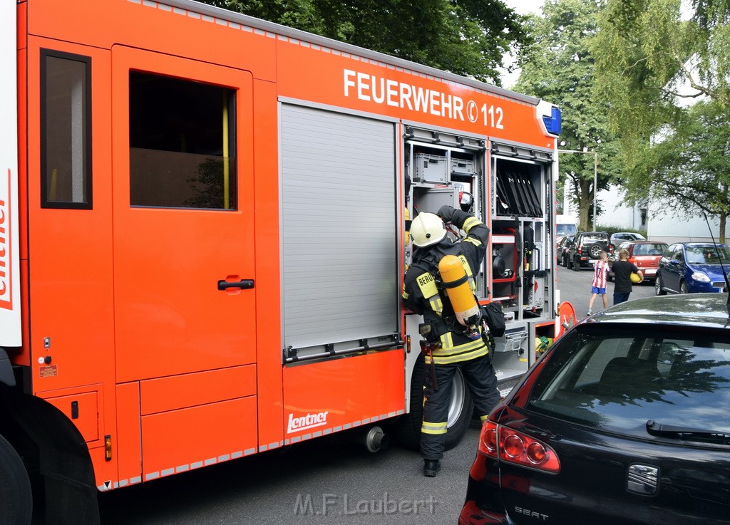 Feuer Koeln Vingst Sybiliusstr P02.JPG - Miklos Laubert